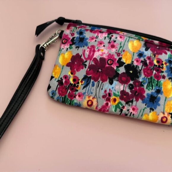 Thirty One Wristlet - Picture 4 of 4